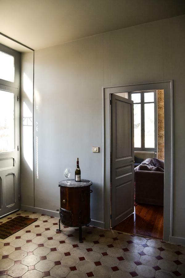 Au Miracle Du Pain Dore Beaune (Cote d'Or) Exterior foto